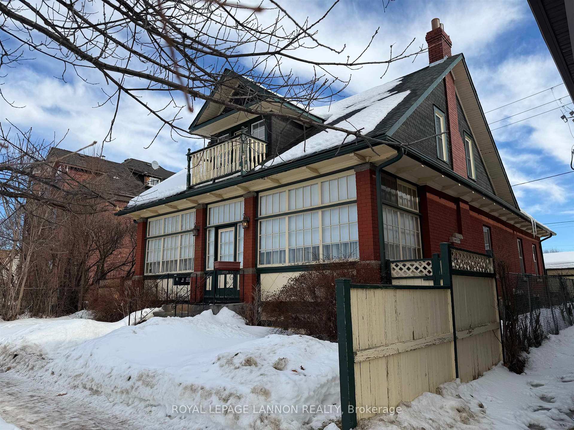 Photo 2 of 308 Archibald, Thunder Bay, Hyde Park — HOMEH