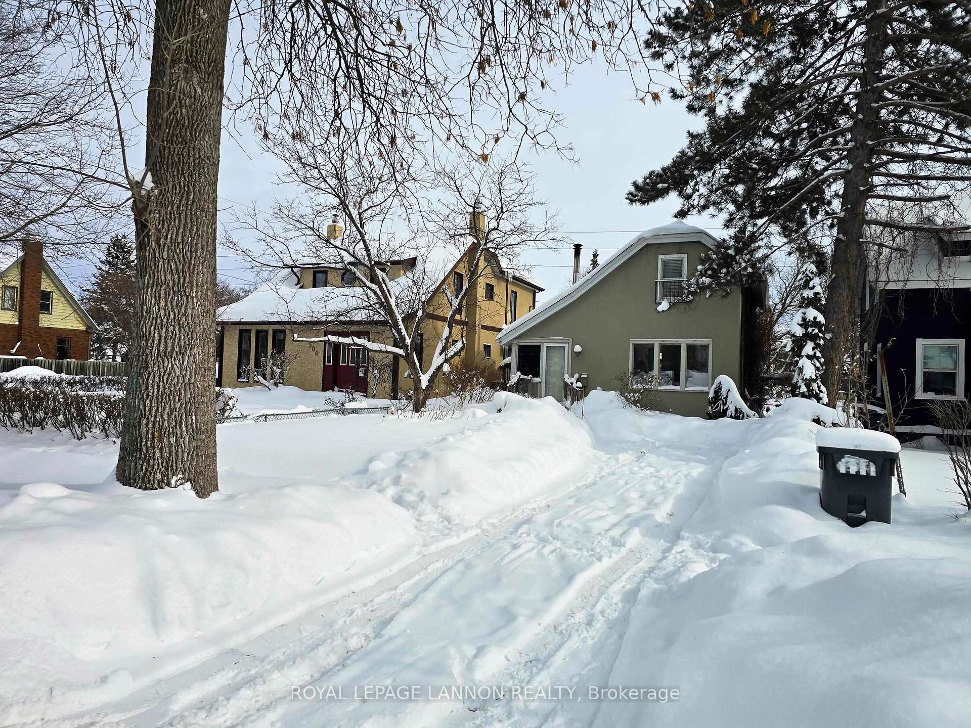 Front of 502 Norah Street S