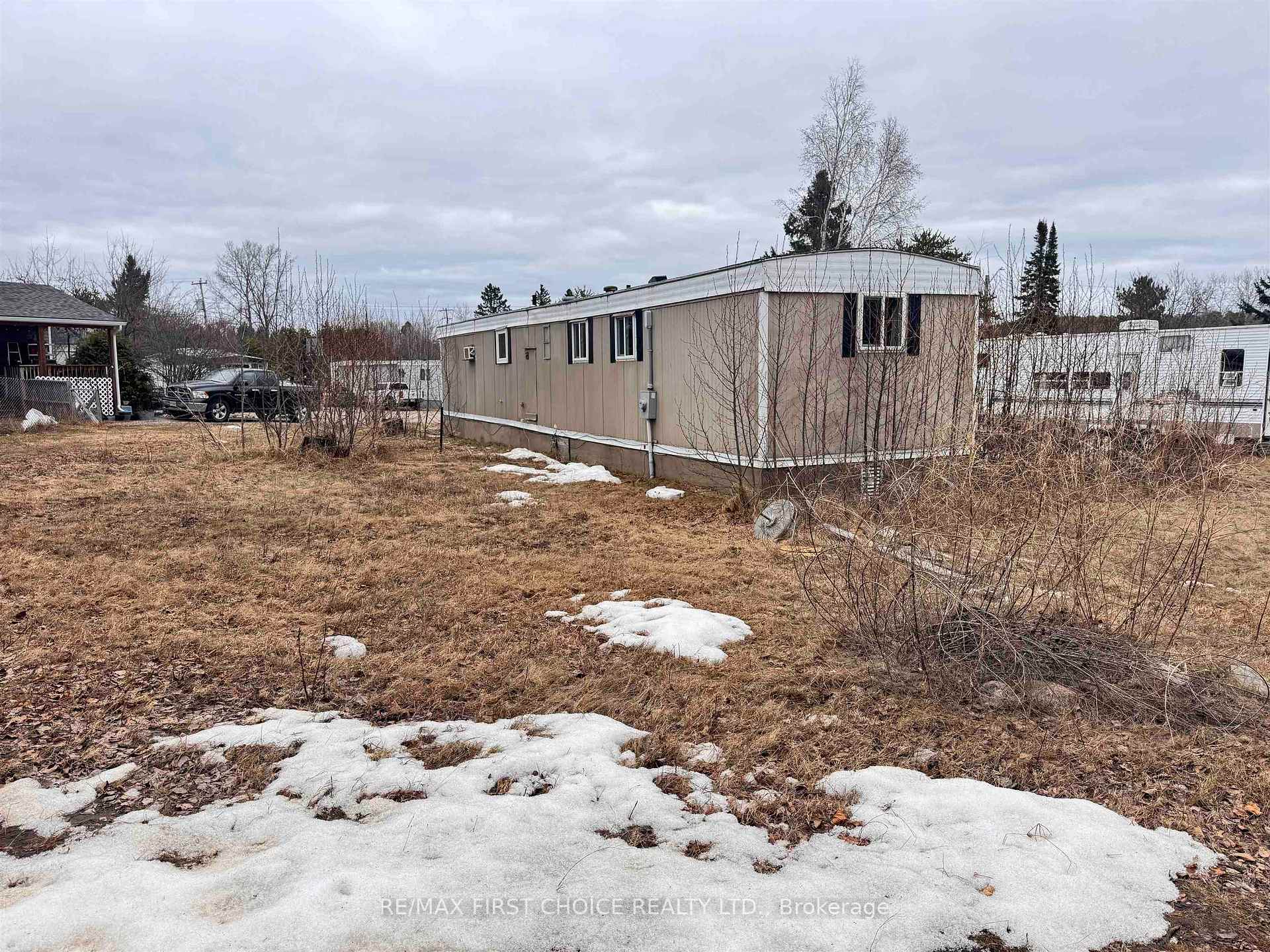 Photo 3 of 11 Chelsea Street, Red Lake — HOMEH