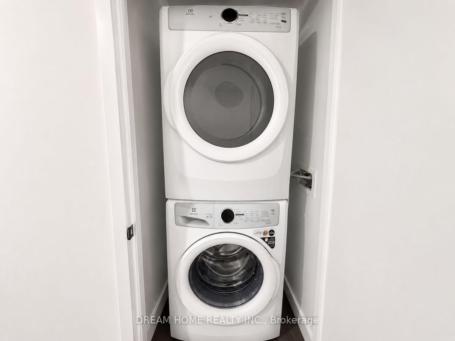 Photo 12 of Unit 1911, 609 Sherbourne Street, Toronto, North St. James Town — HOMEH