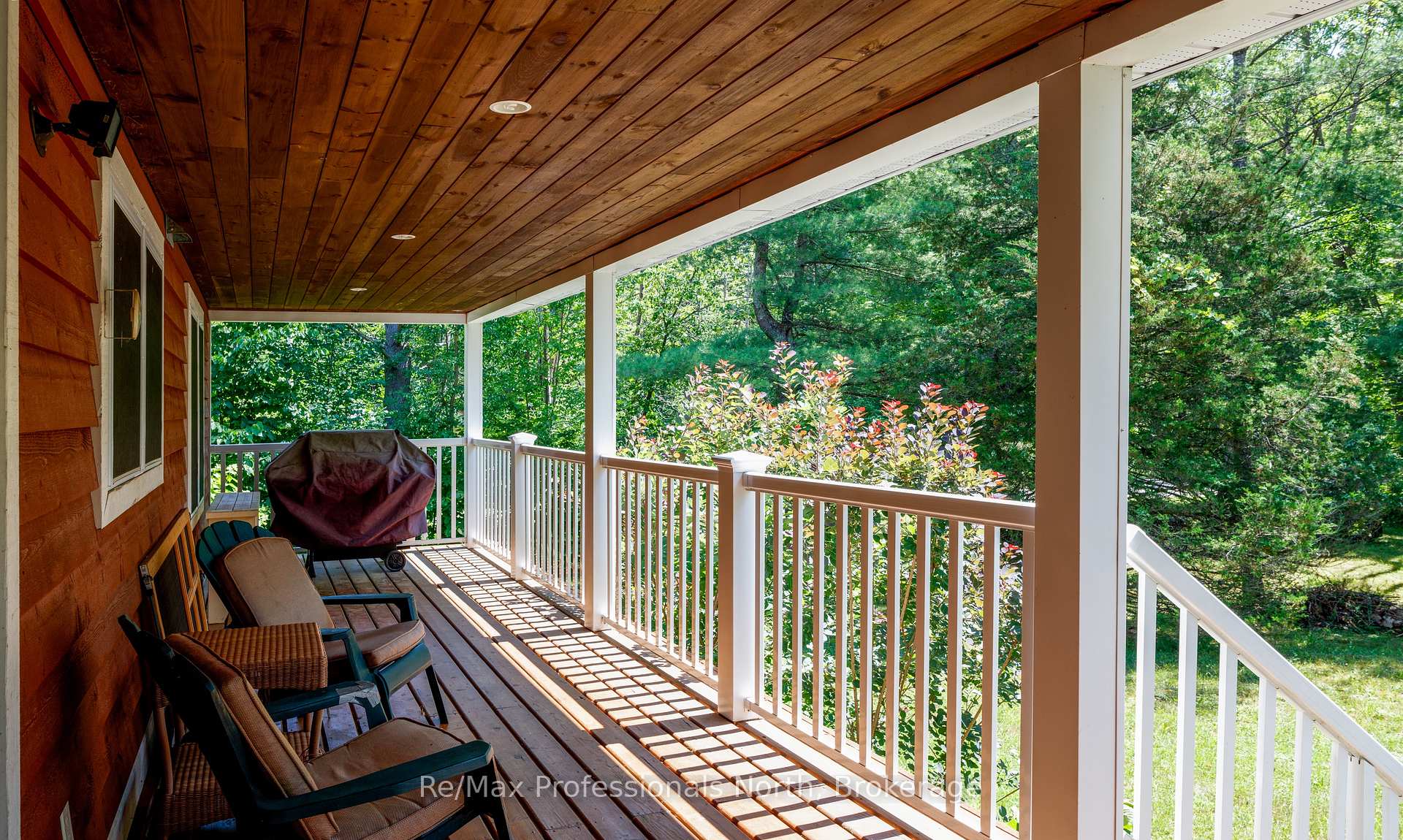 Photo 7 of 1003 Heron Lane, Gravenhurst, Morrison — HOMEH