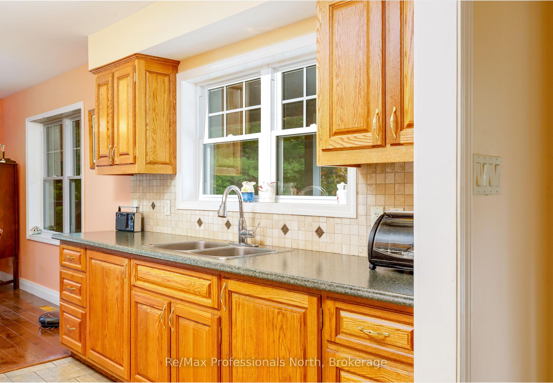 Photo 15 of 1003 Heron Lane, Gravenhurst, Morrison — HOMEH