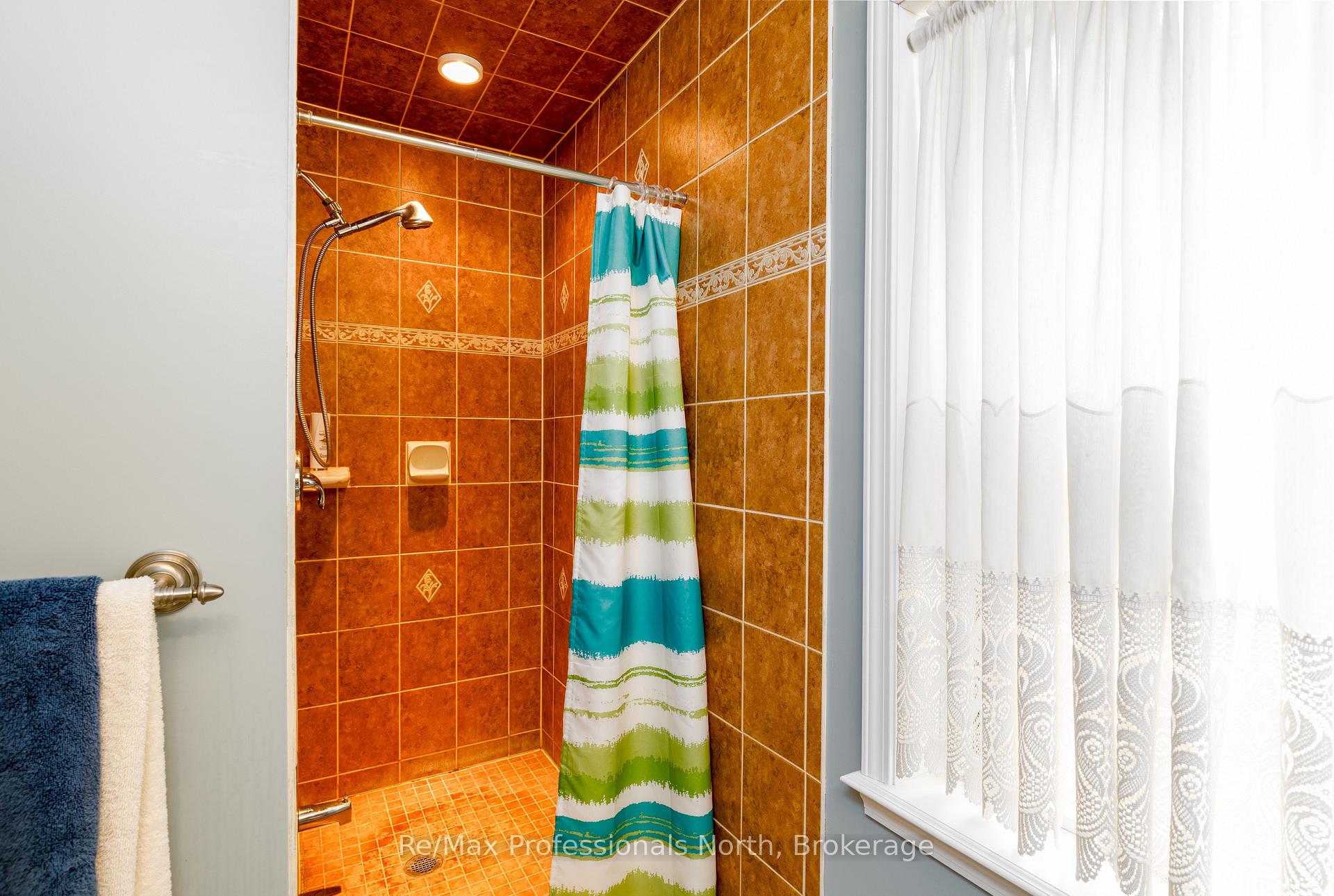Photo 16 of 1003 Heron Lane, Gravenhurst, Morrison — HOMEH