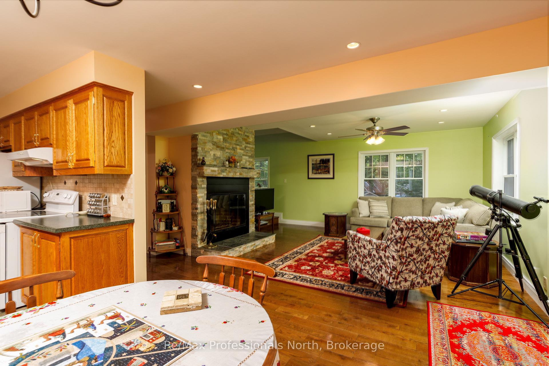 Photo 19 of 1003 Heron Lane, Gravenhurst, Morrison — HOMEH
