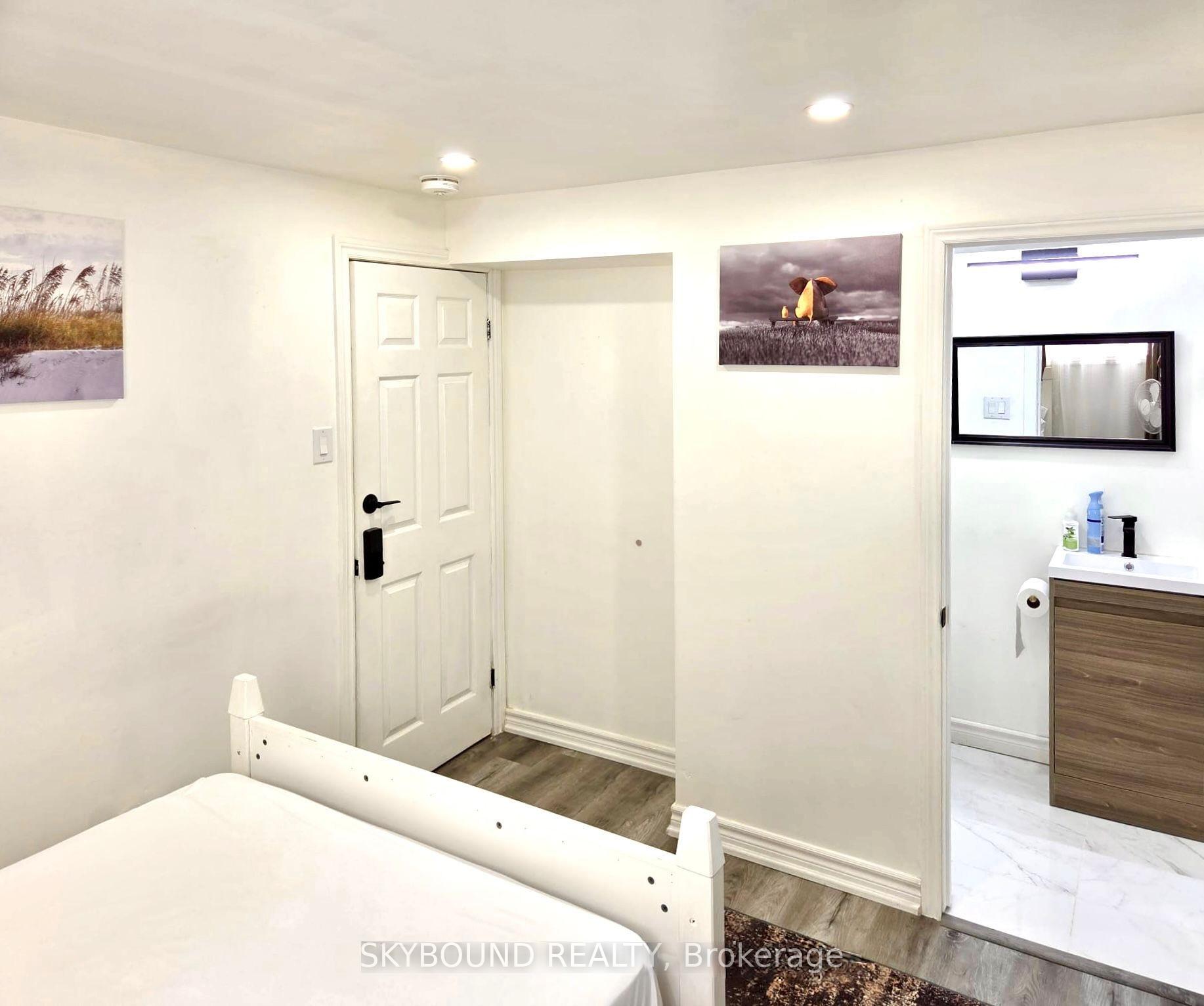 Photo 4 of Unit Apartment 2, 2586 Foxmeadow Road, Peterborough, Ashburnham Ward 4 — HOMEH