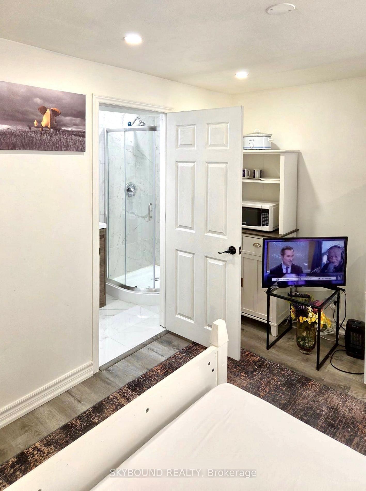 Photo 5 of Unit Apartment 2, 2586 Foxmeadow Road, Peterborough, Ashburnham Ward 4 — HOMEH