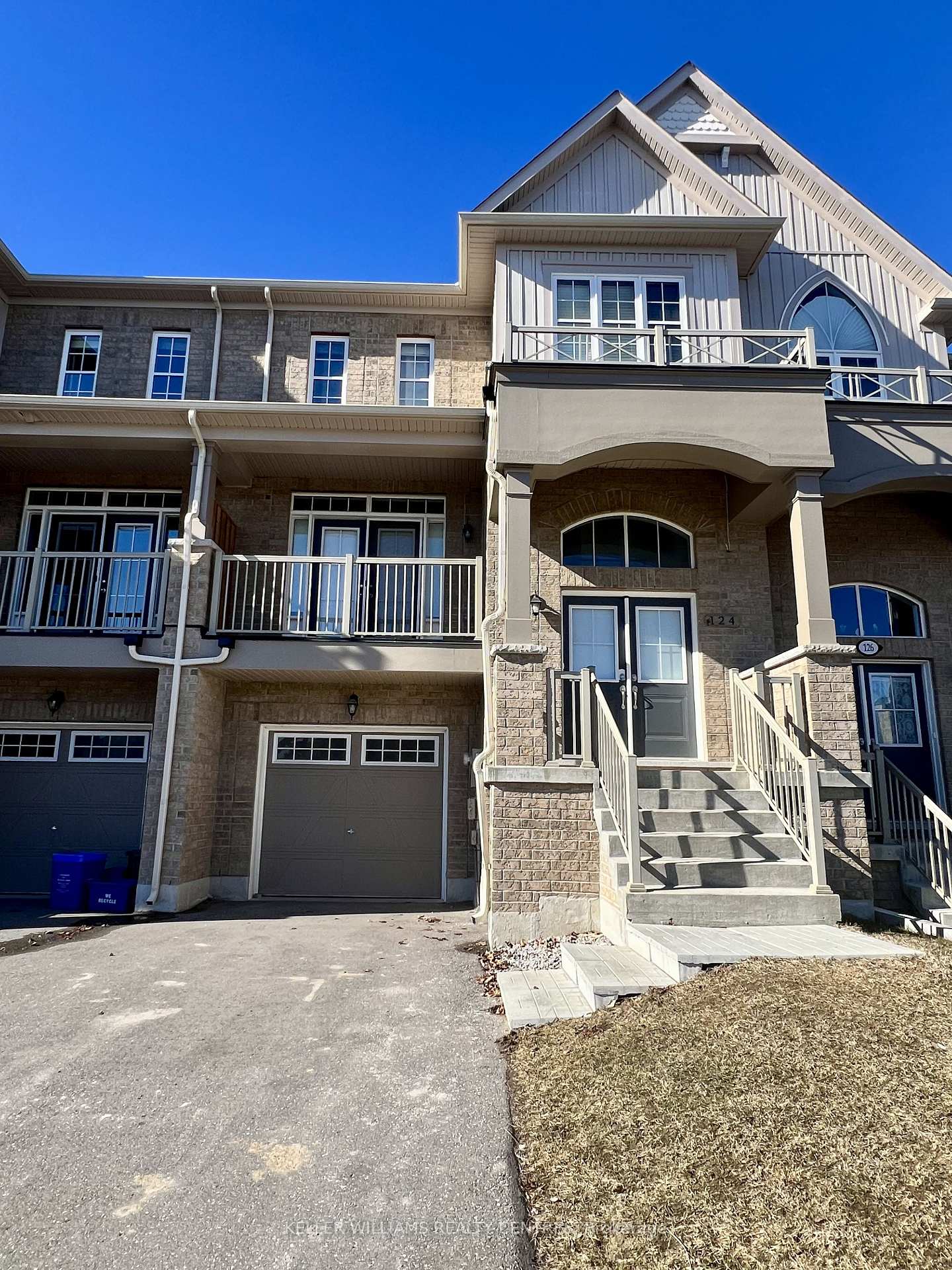 Photo 1 of 124 Elephant Hill Drive, Clarington, Bowmanville — HOMEH