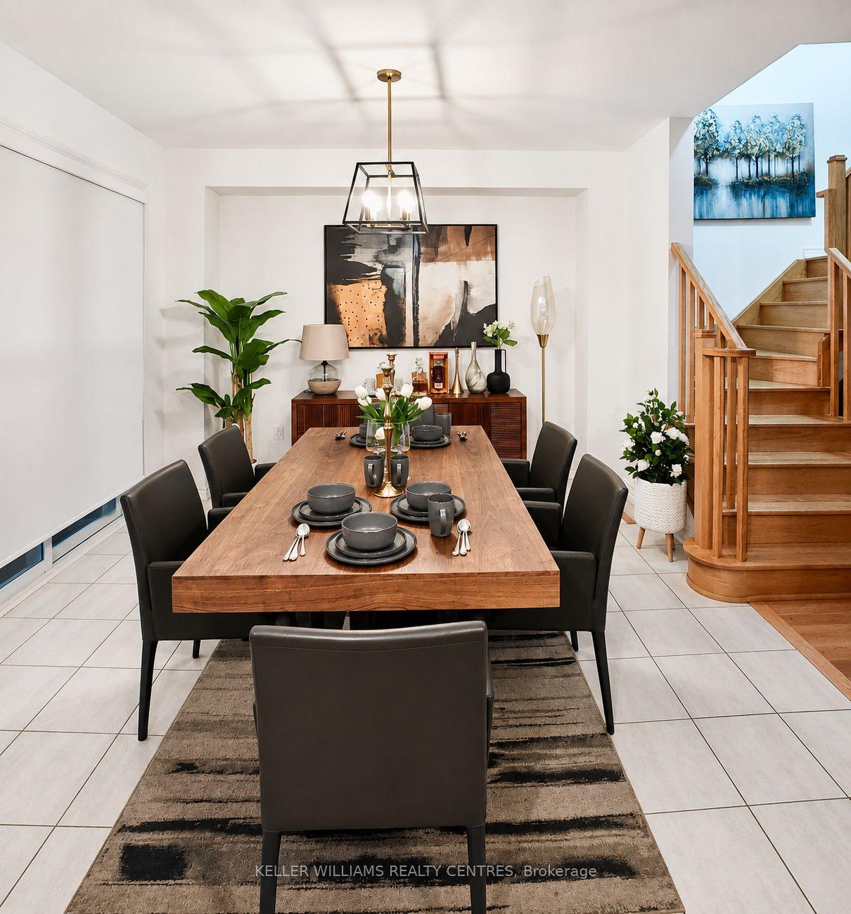 Photo 3 of 124 Elephant Hill Drive, Clarington, Bowmanville — HOMEH