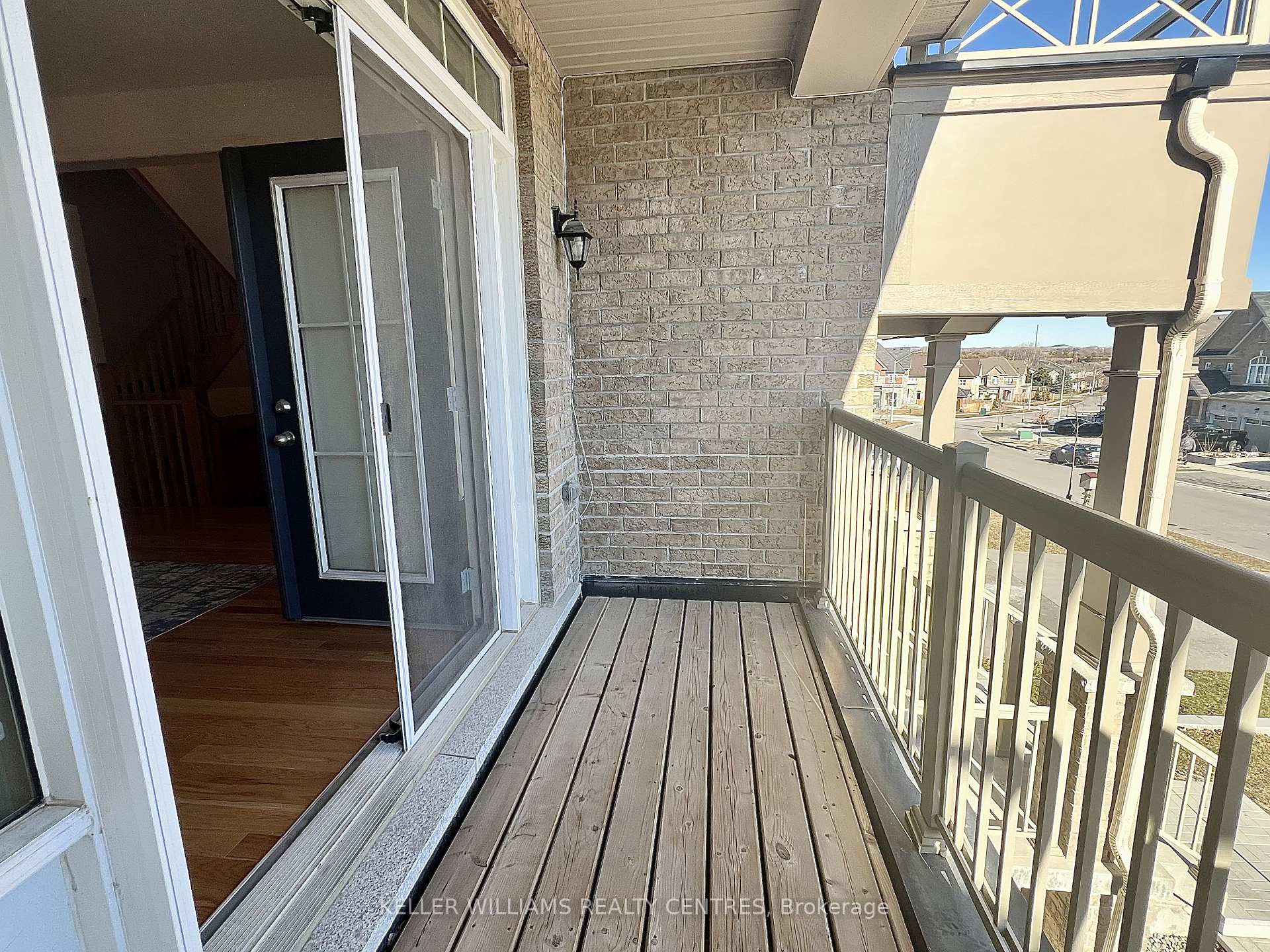 Photo 7 of 124 Elephant Hill Drive, Clarington, Bowmanville — HOMEH