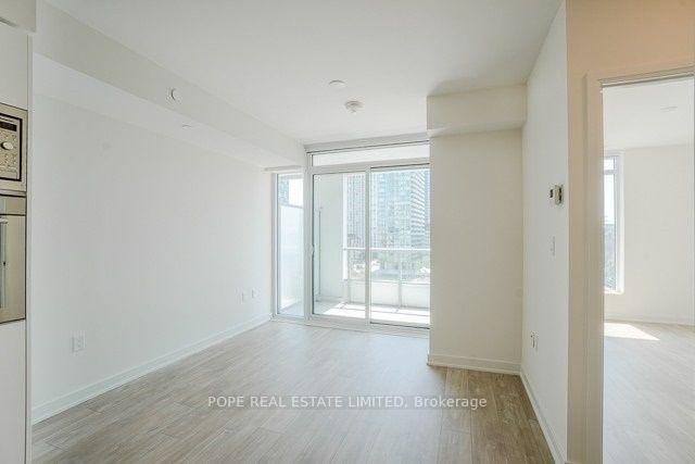 Photo 16 of Unit 604W, 27 Bathurst Street, Toronto, Waterfront Communities — HOMEH