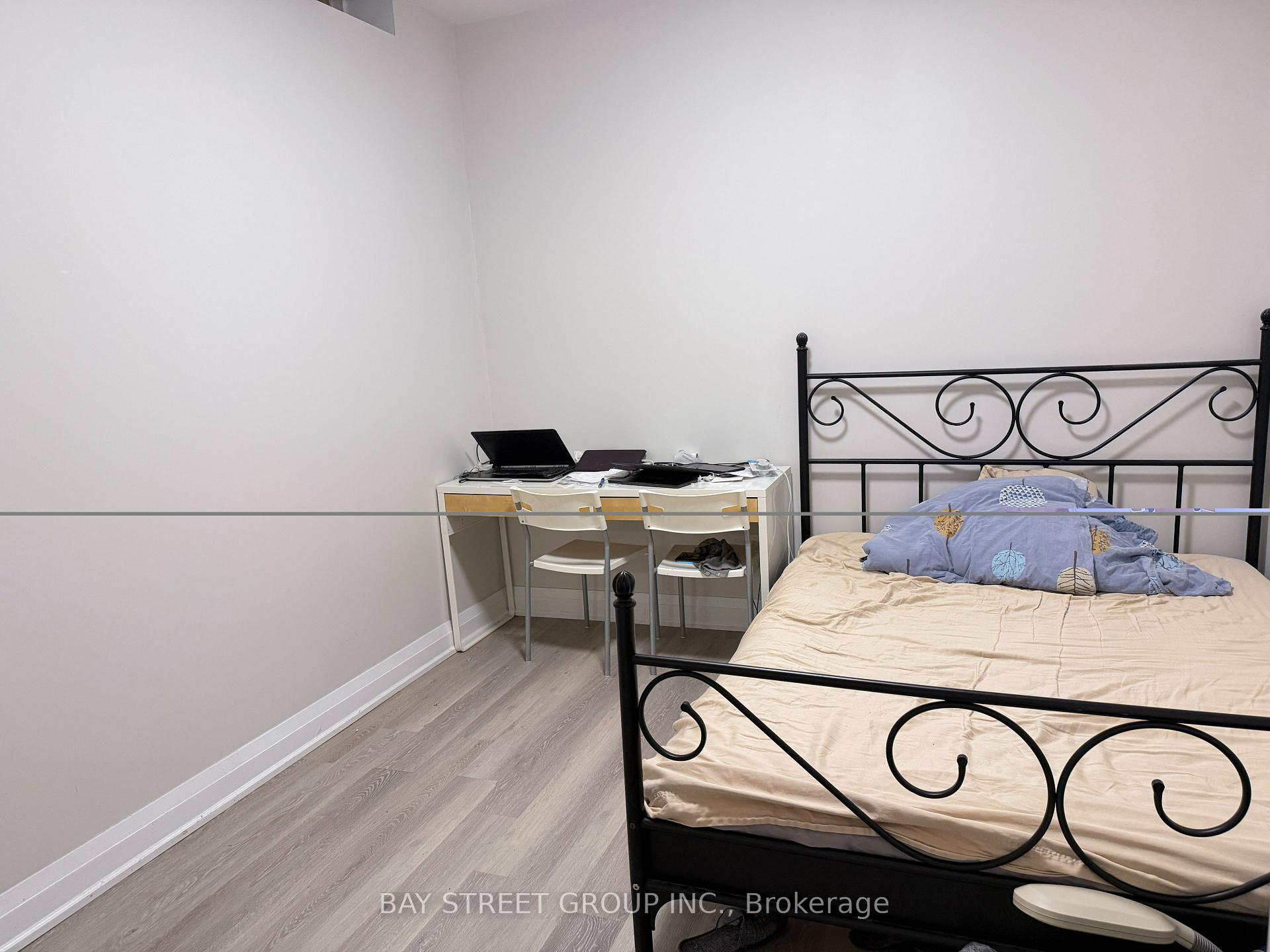 Photo 1 of 16 Queen Magdalene Place, North York, Hillcrest Village — HOMEH