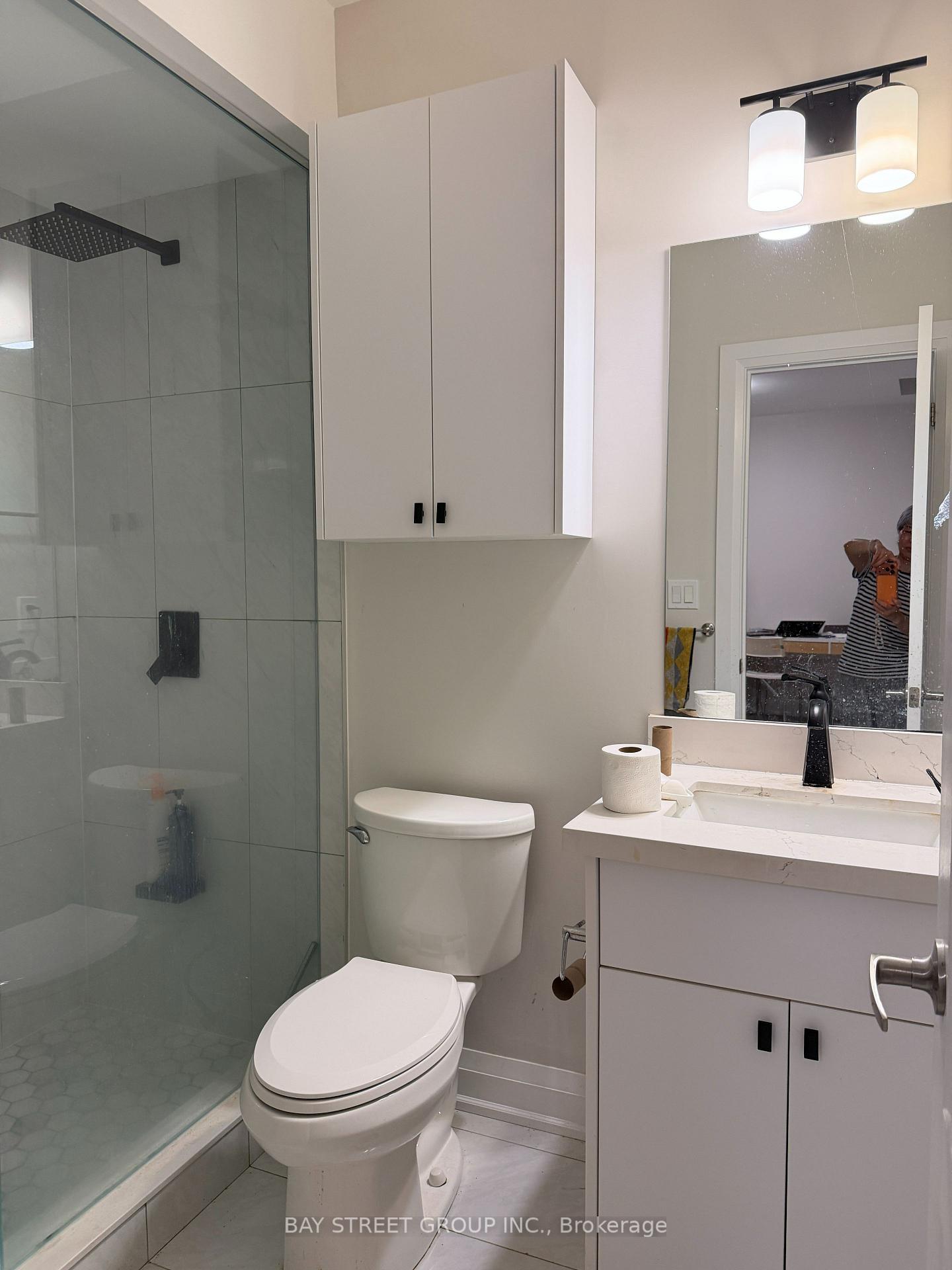 Photo 2 of 16 Queen Magdalene Place, North York, Hillcrest Village — HOMEH