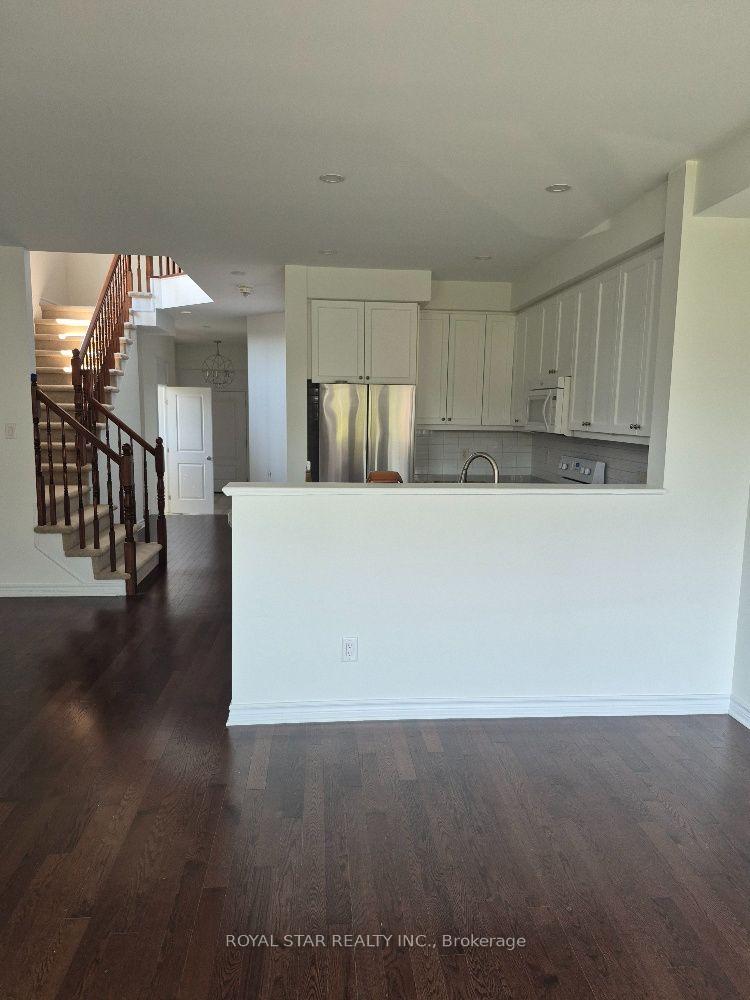 Photo 5 of 130 Helen Rapp Way S, Ottawa, Blossom Park/Kemp Park/Findlay Creek — HOMEH