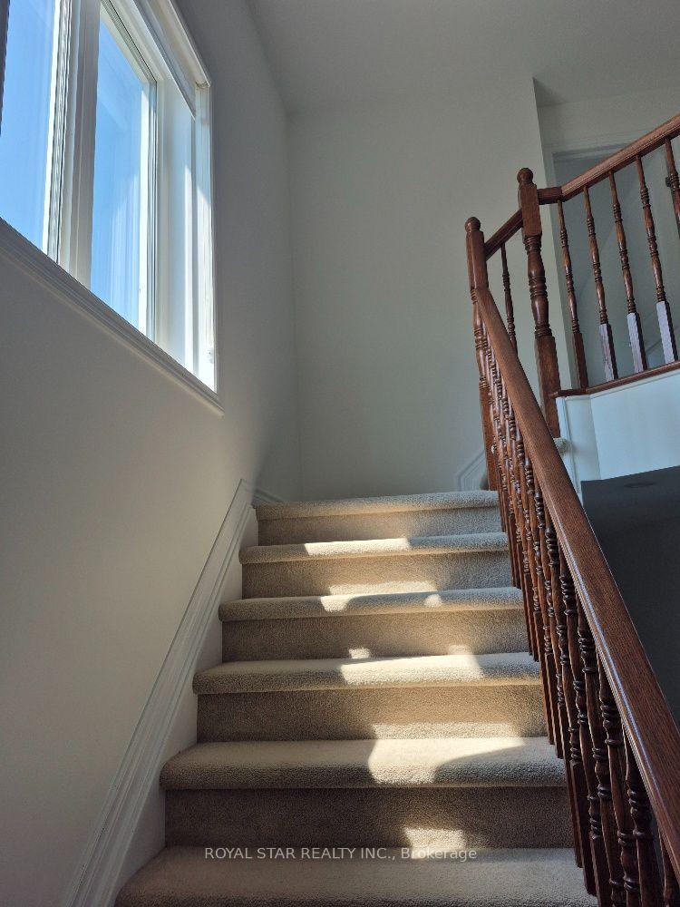 Photo 8 of 130 Helen Rapp Way S, Ottawa, Blossom Park/Kemp Park/Findlay Creek — HOMEH