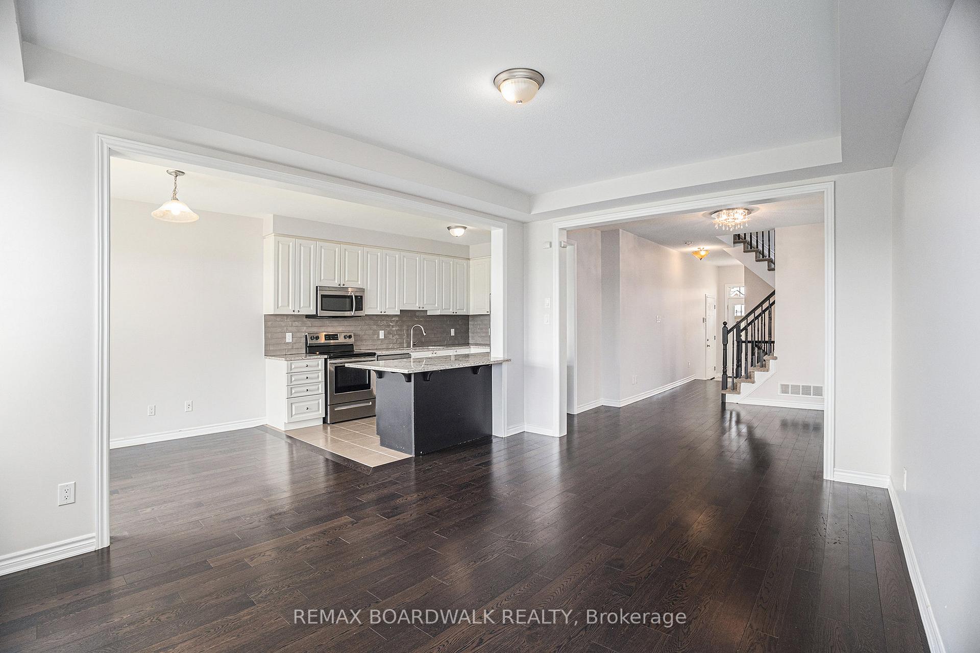 Photo 4 of 628 Monardia Way, Ottawa, Avalon West — HOMEH