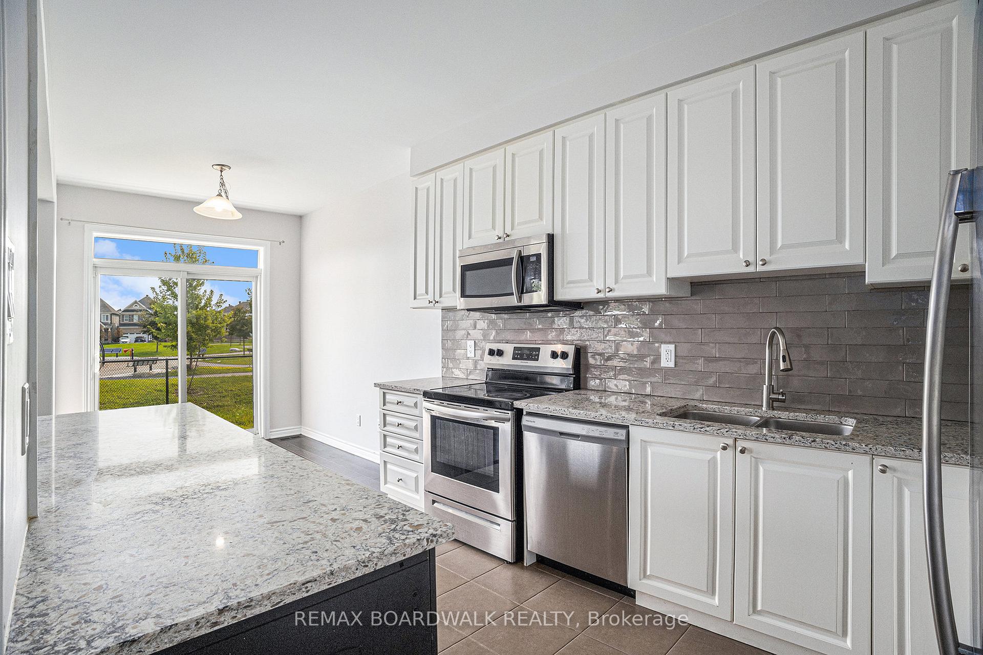 Photo 7 of 628 Monardia Way, Ottawa, Avalon West — HOMEH