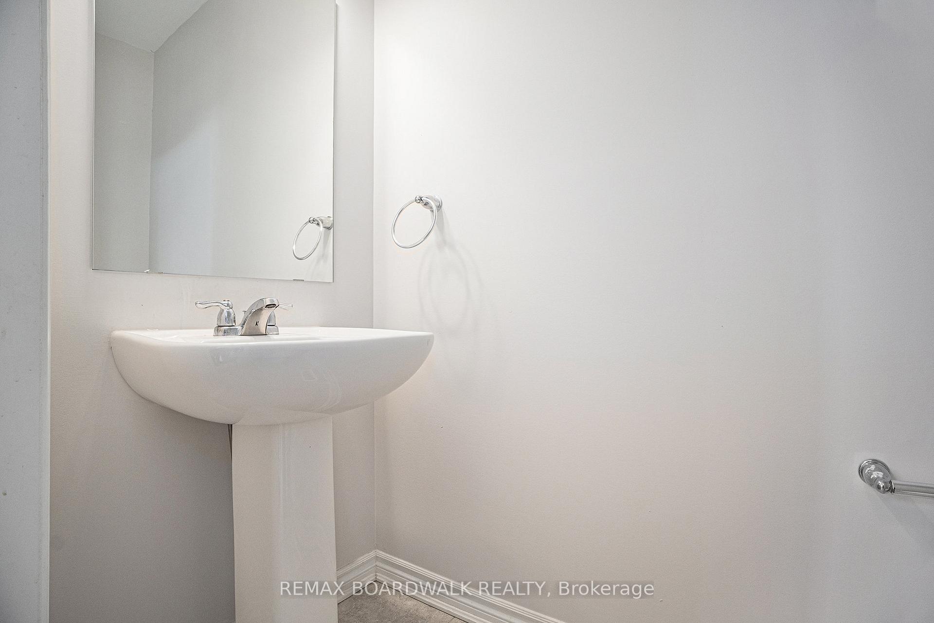 Photo 9 of 628 Monardia Way, Ottawa, Avalon West — HOMEH