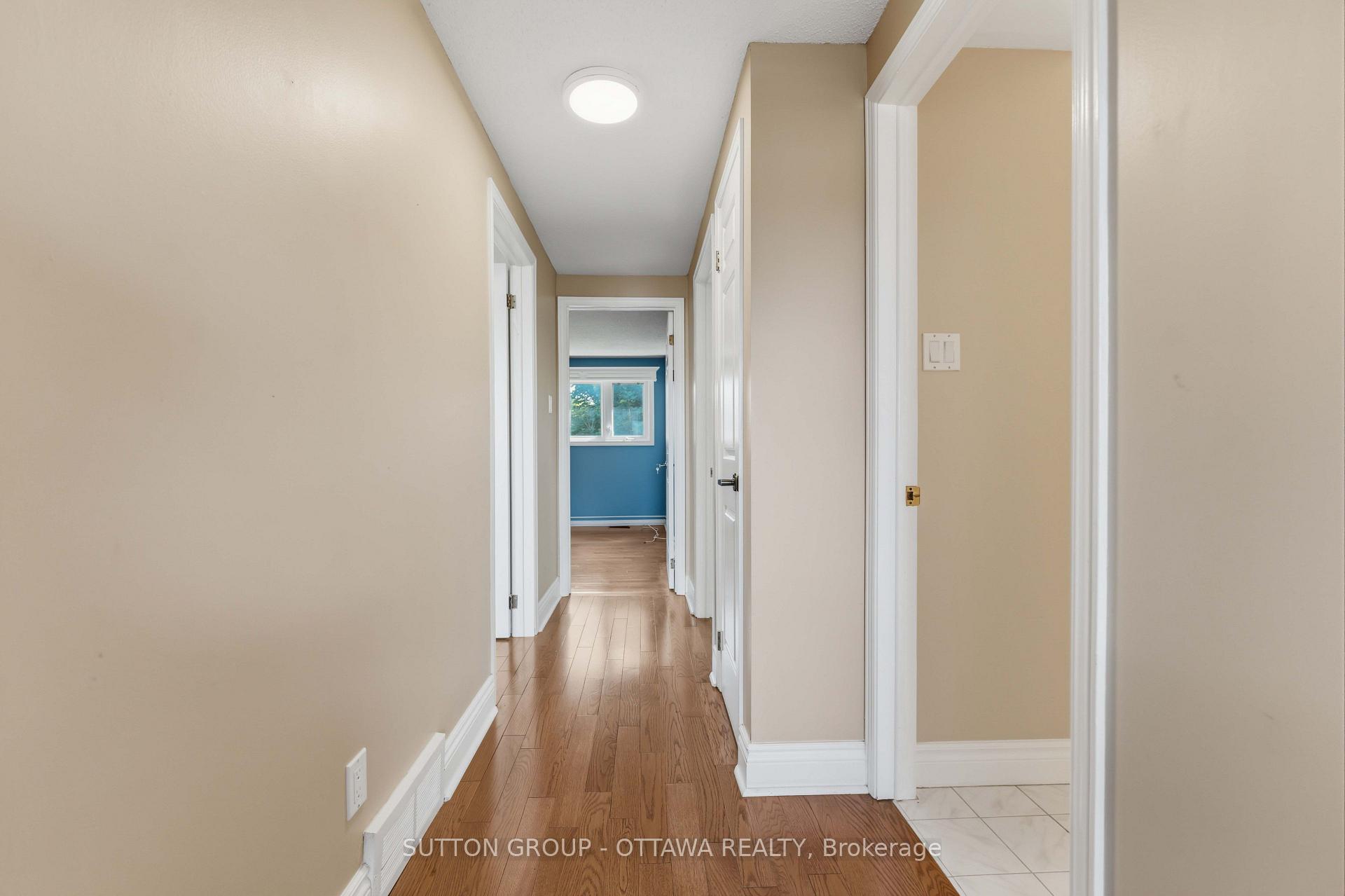 Photo 19 of 16 Crimson Gate, Ottawa, Hunt Club Park/Greenboro — HOMEH