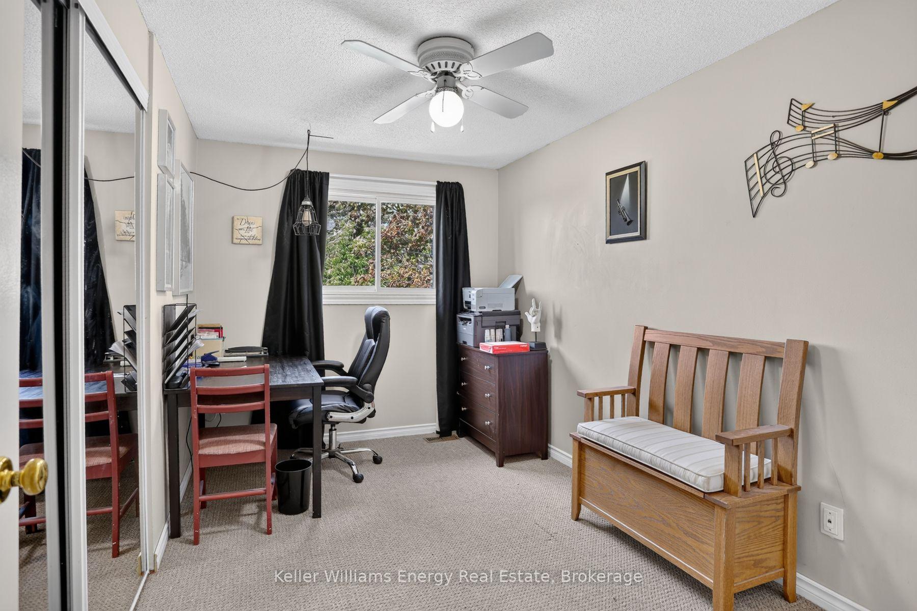 Photo 16 of 567 Cobblehill Drive, Oshawa, Pinecrest — HOMEH