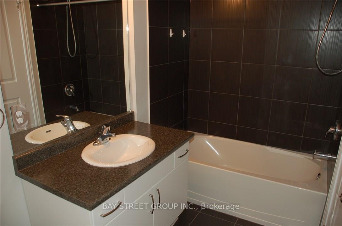 Photo 9 of Unit 32, 90 Raymond Road, Hamilton, Meadowlands — HOMEH