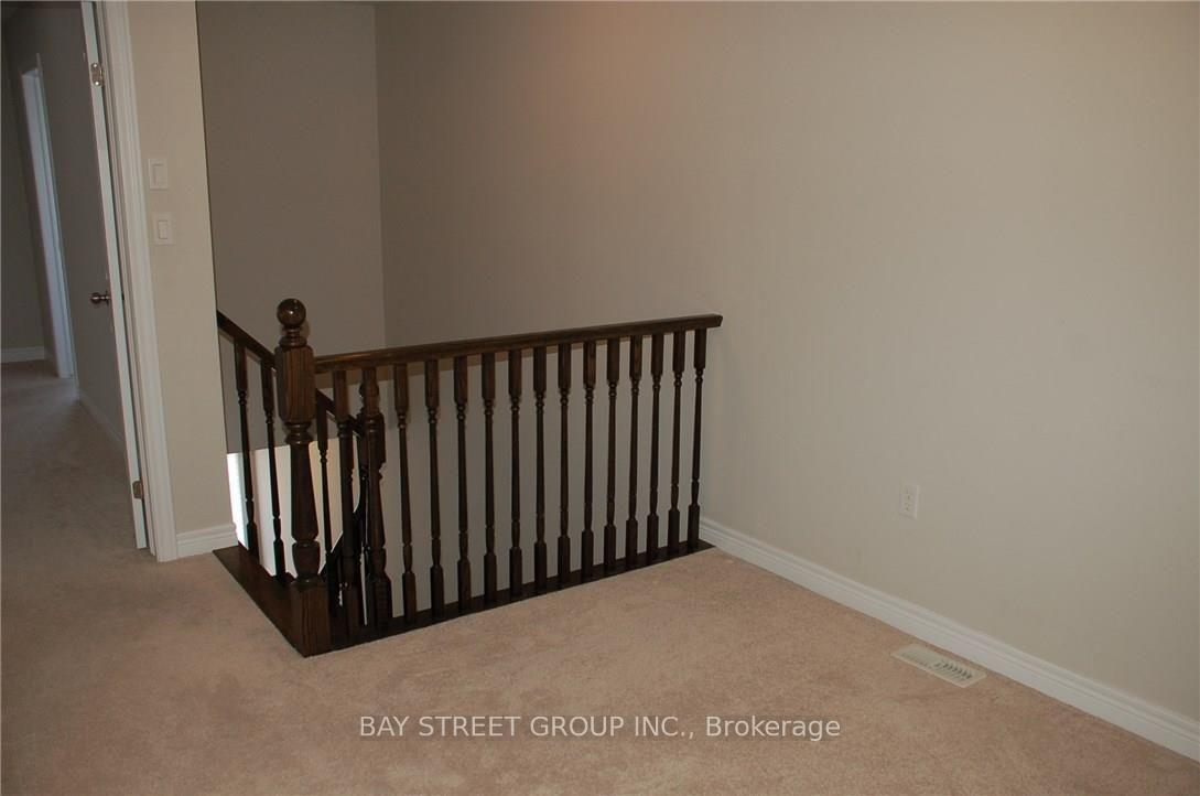 Photo 10 of Unit 32, 90 Raymond Road, Hamilton, Meadowlands — HOMEH