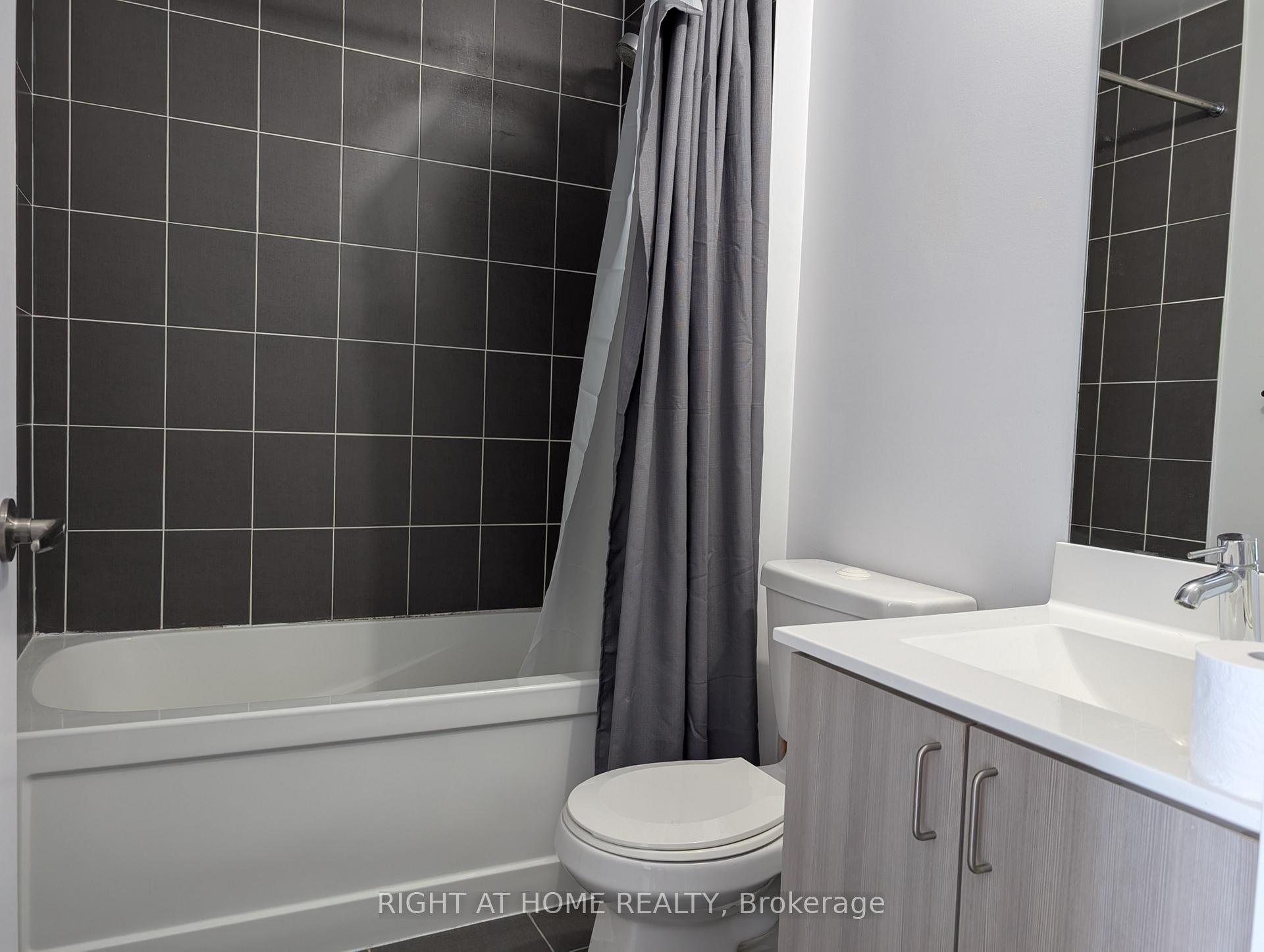 Photo 7 of Unit 1010, 68 Merton Street, Toronto, Mount Pleasant West — HOMEH