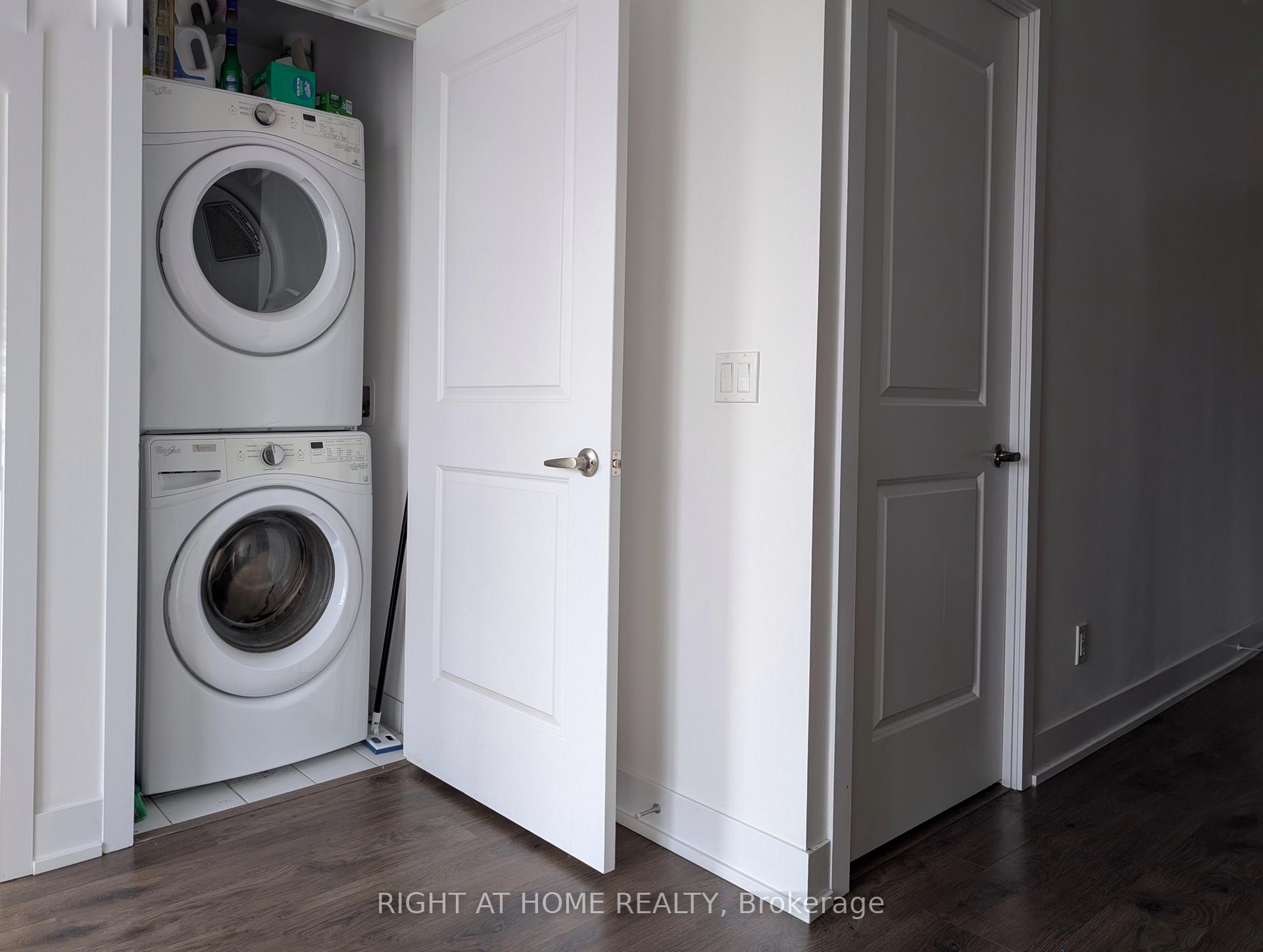 Photo 10 of Unit 1010, 68 Merton Street, Toronto, Mount Pleasant West — HOMEH