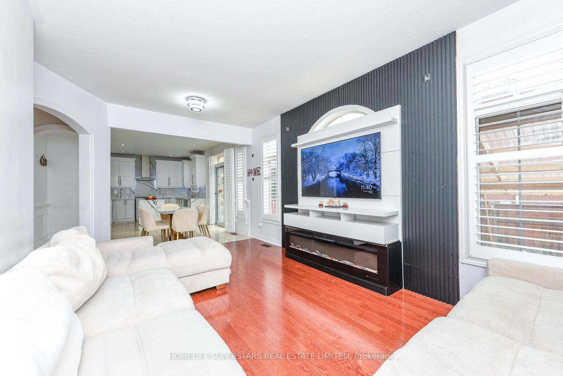 Photo 4 of 36 Lucky Lane, Brampton, Sandringham-Wellington — HOMEH