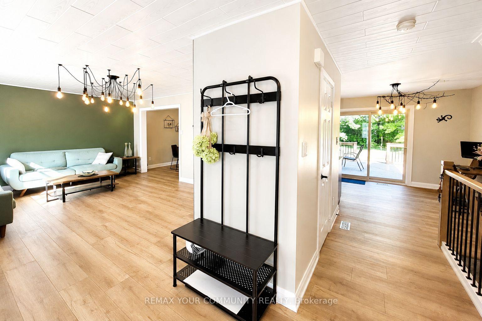 Photo 3 of 1138 Siesta Drive, Tiny, Rural Tiny — HOMEH