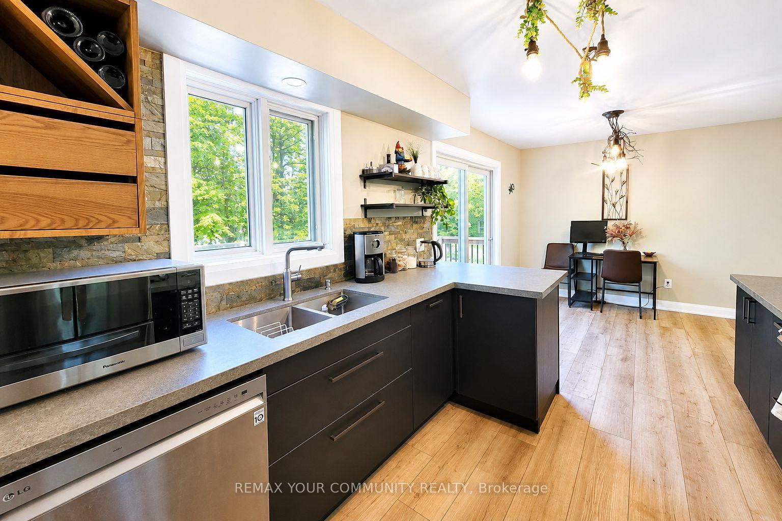Photo 8 of 1138 Siesta Drive, Tiny, Rural Tiny — HOMEH