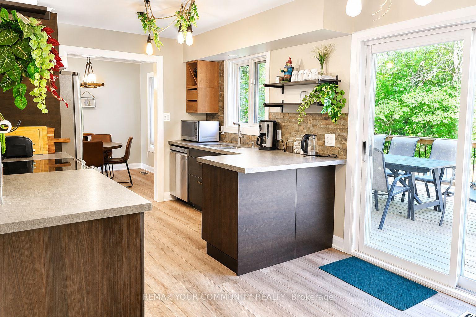 Photo 11 of 1138 Siesta Drive, Tiny, Rural Tiny — HOMEH