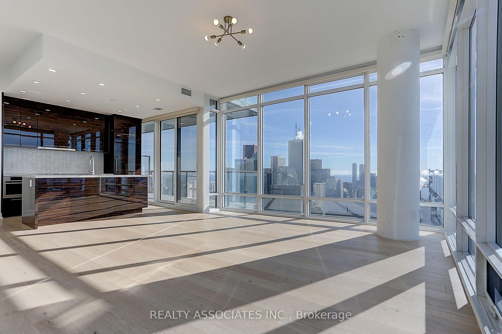 Photo 10 of Unit 4310, 488 University Avenue, Toronto, University — HOMEH
