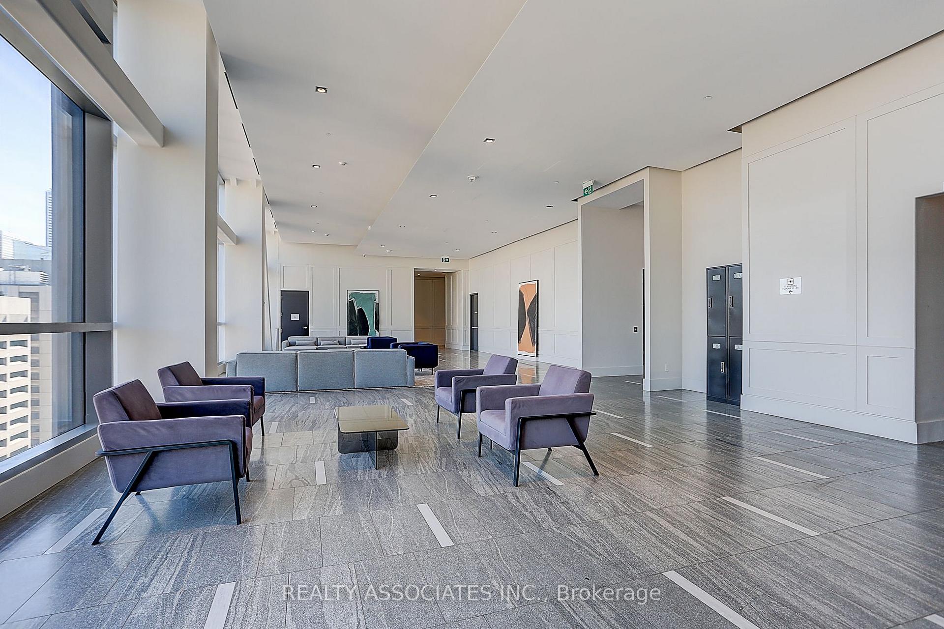 Photo 33 of Unit 4310, 488 University Avenue, Toronto, University — HOMEH