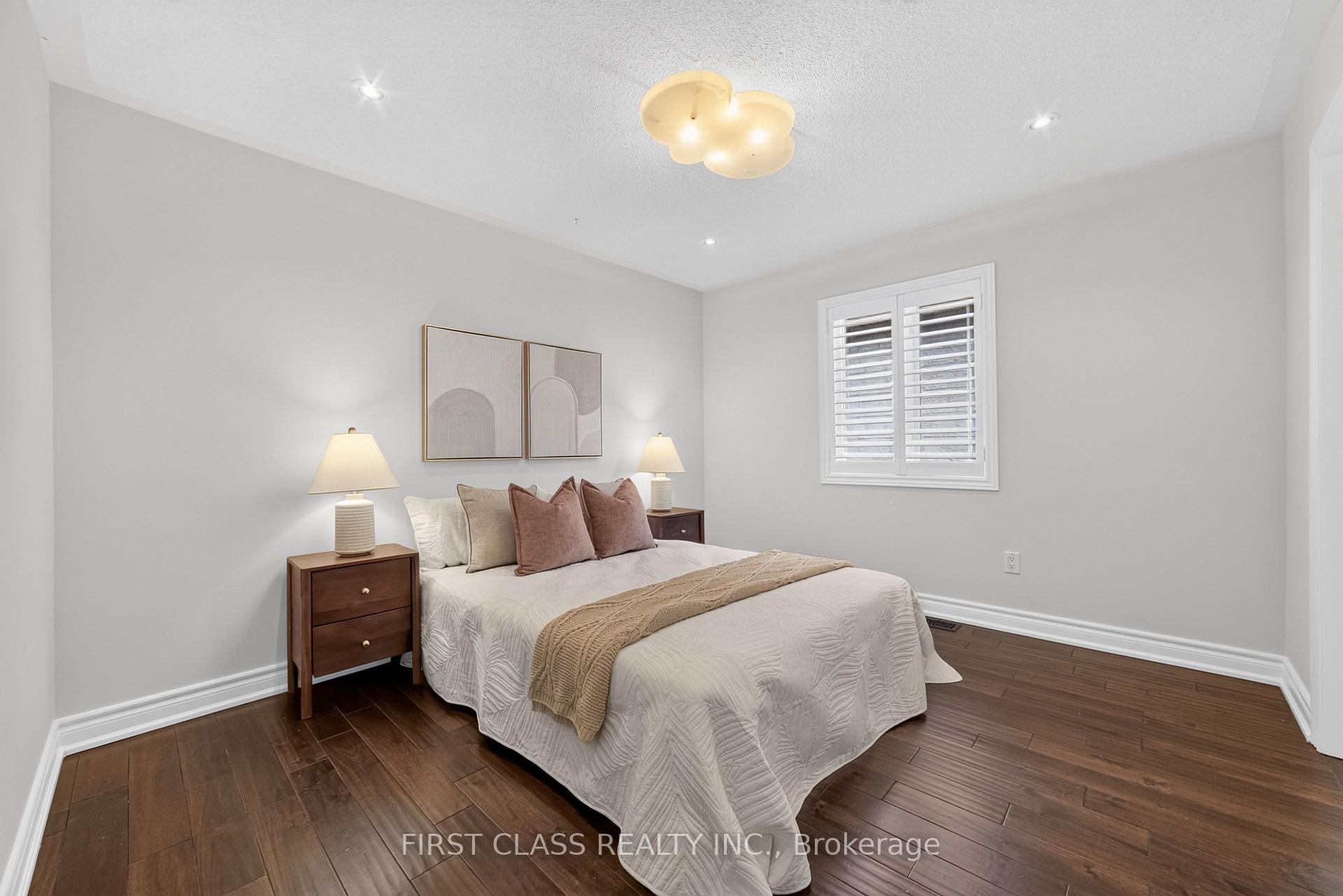 Photo 37 of 59 River Valley Crescent, Markham, Victoria Manor-Jennings Gate — HOMEH