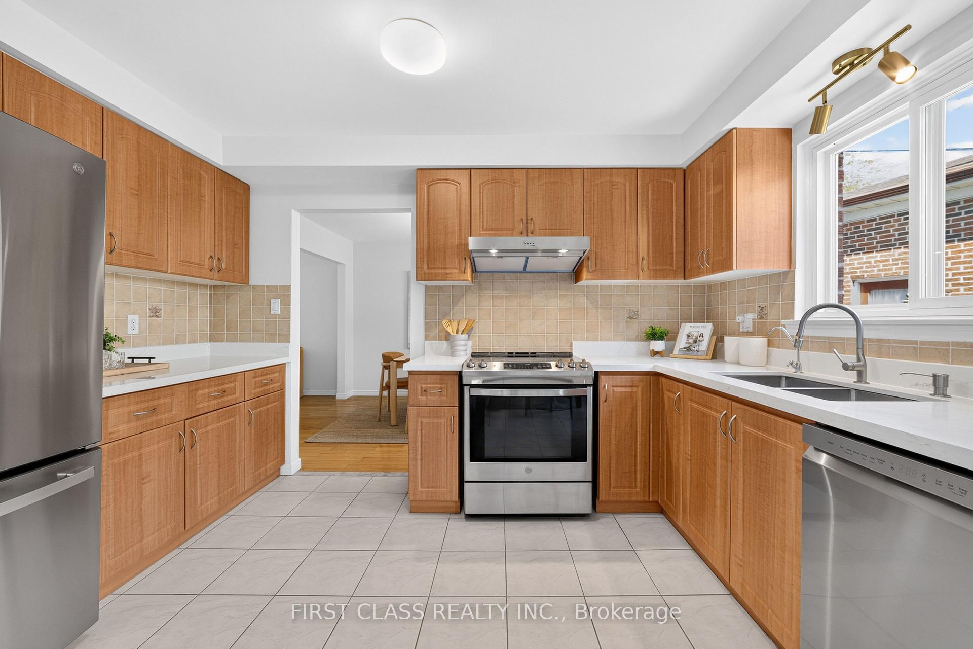 Photo 17 of 58 Briarscross Boulevard, Scarborough, Agincourt North — HOMEH