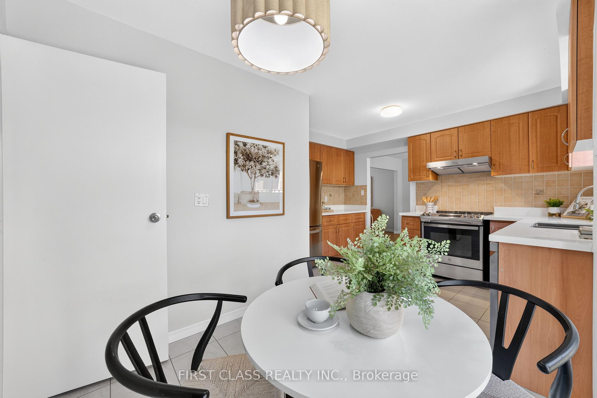 Photo 18 of 58 Briarscross Boulevard, Scarborough, Agincourt North — HOMEH