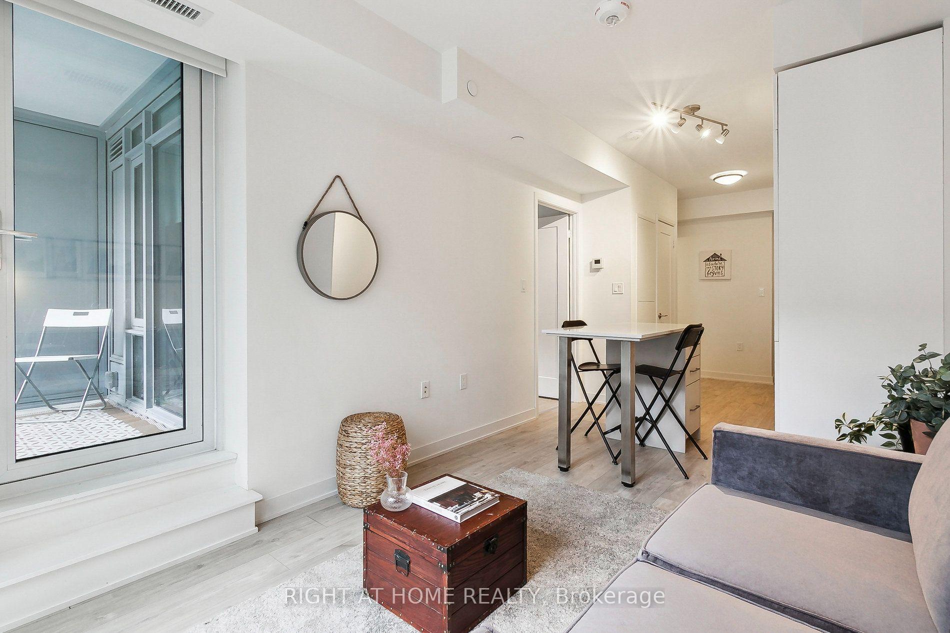 Photo 6 of Unit 302E, 576 Front Street W, Toronto, Waterfront Communities — HOMEH