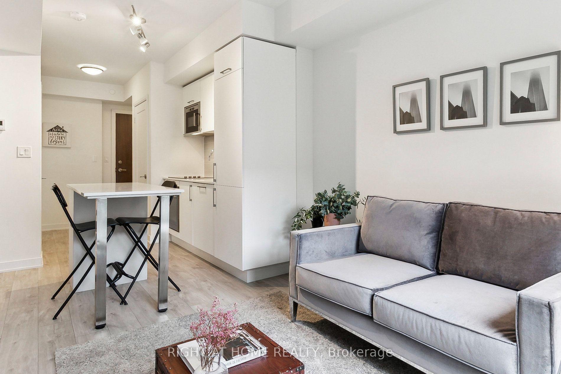 Photo 7 of Unit 302E, 576 Front Street W, Toronto, Waterfront Communities — HOMEH