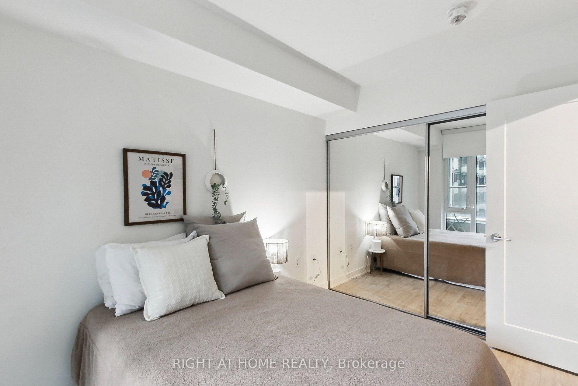 Photo 12 of Unit 302E, 576 Front Street W, Toronto, Waterfront Communities — HOMEH