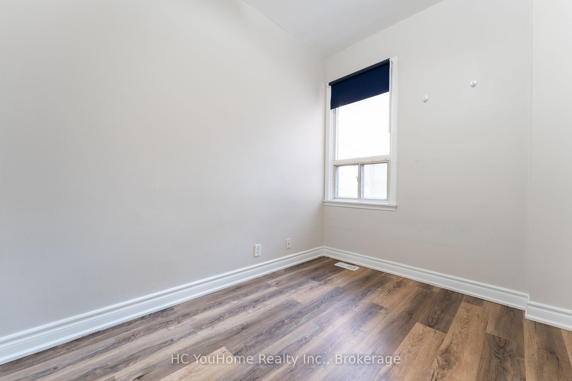 Photo 9 of Unit Main, 190 Major Street, Toronto, University — HOMEH