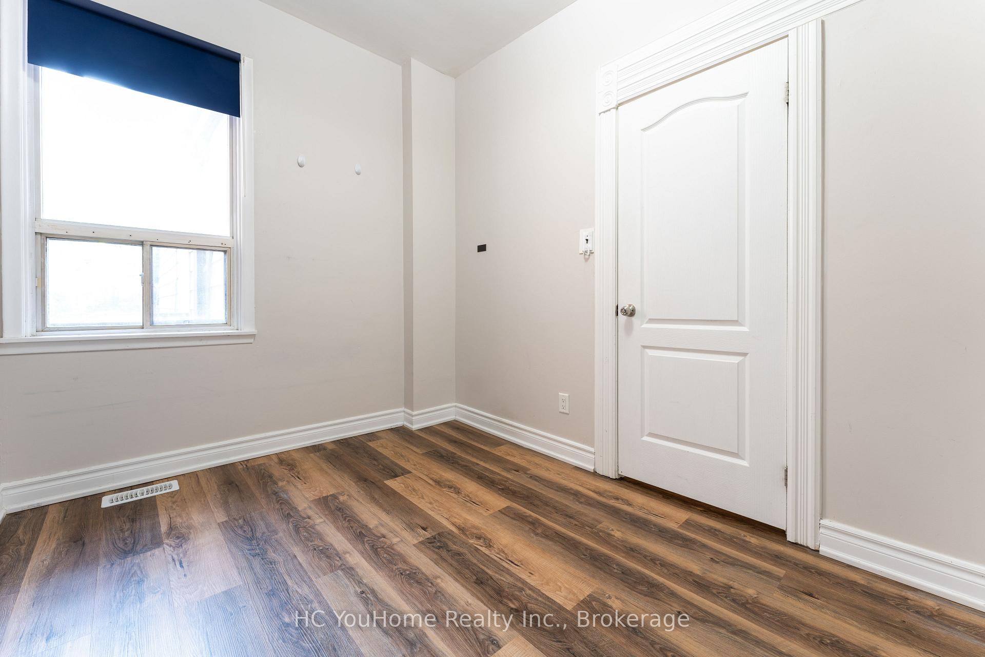 Photo 10 of Unit Main, 190 Major Street, Toronto, University — HOMEH