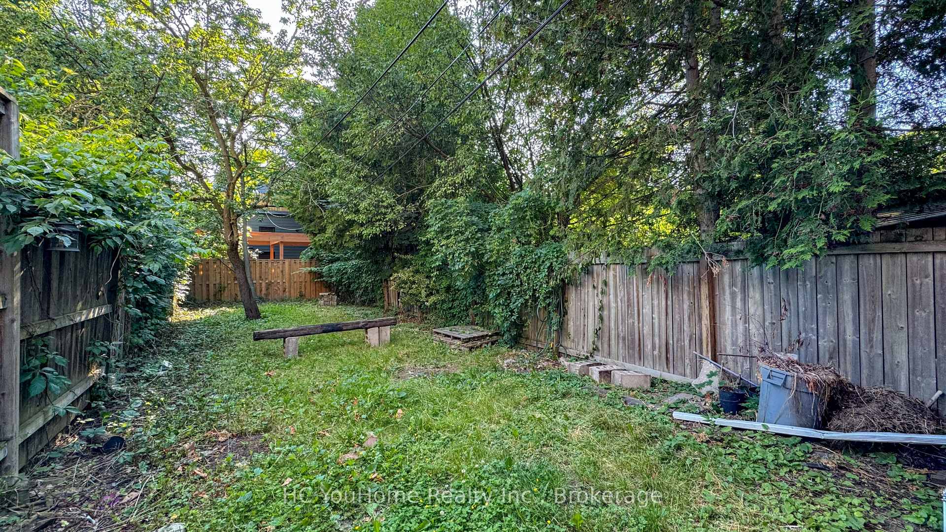 Photo 16 of Unit Main, 190 Major Street, Toronto, University — HOMEH