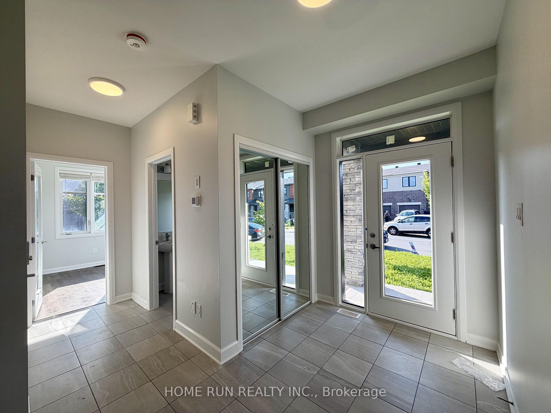 Photo 3 of 1009 Ballyhale Heights, Ottawa, Barrhaven - Half Moon Bay — HOMEH