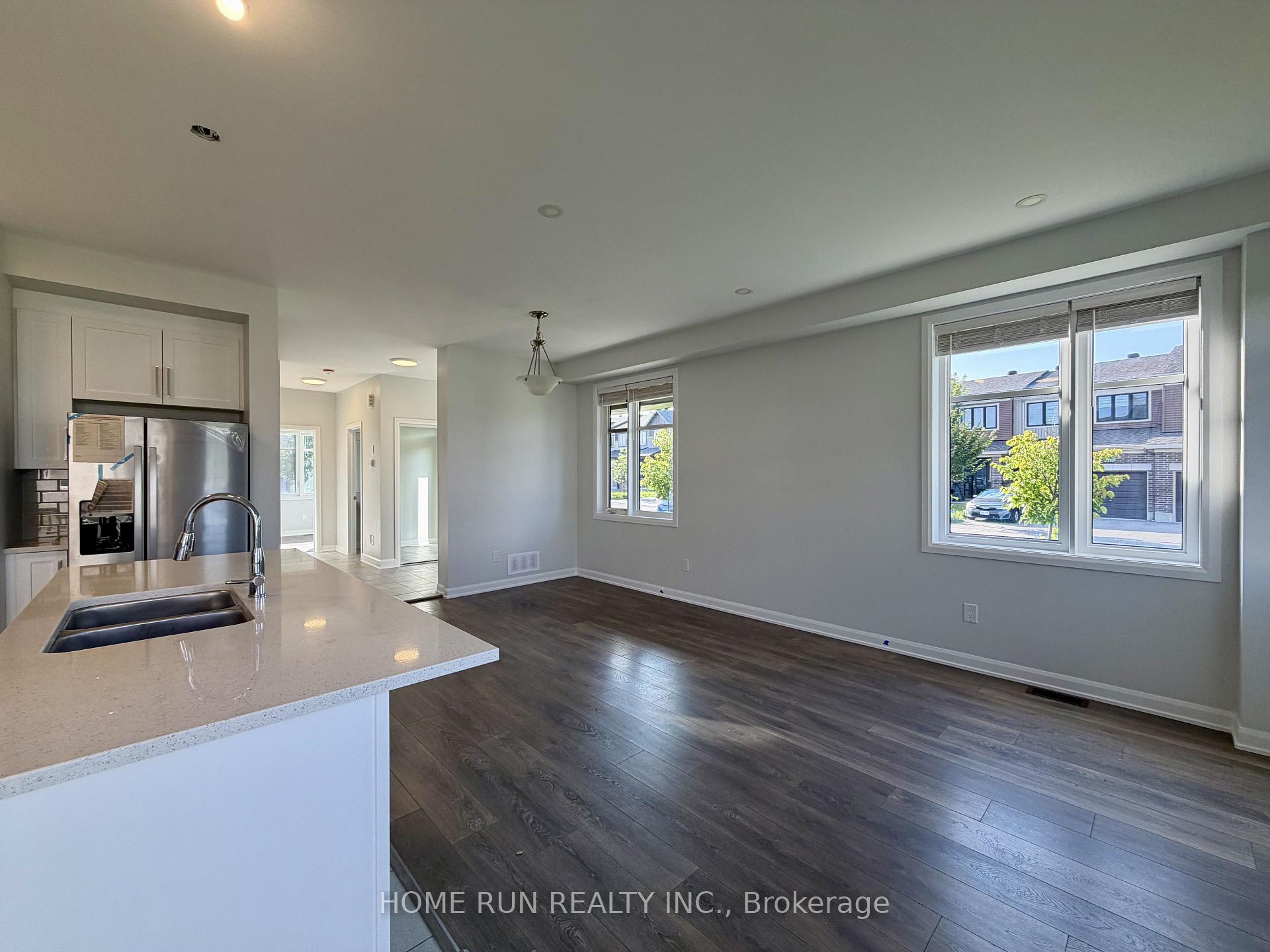 Photo 9 of 1009 Ballyhale Heights, Ottawa, Barrhaven - Half Moon Bay — HOMEH