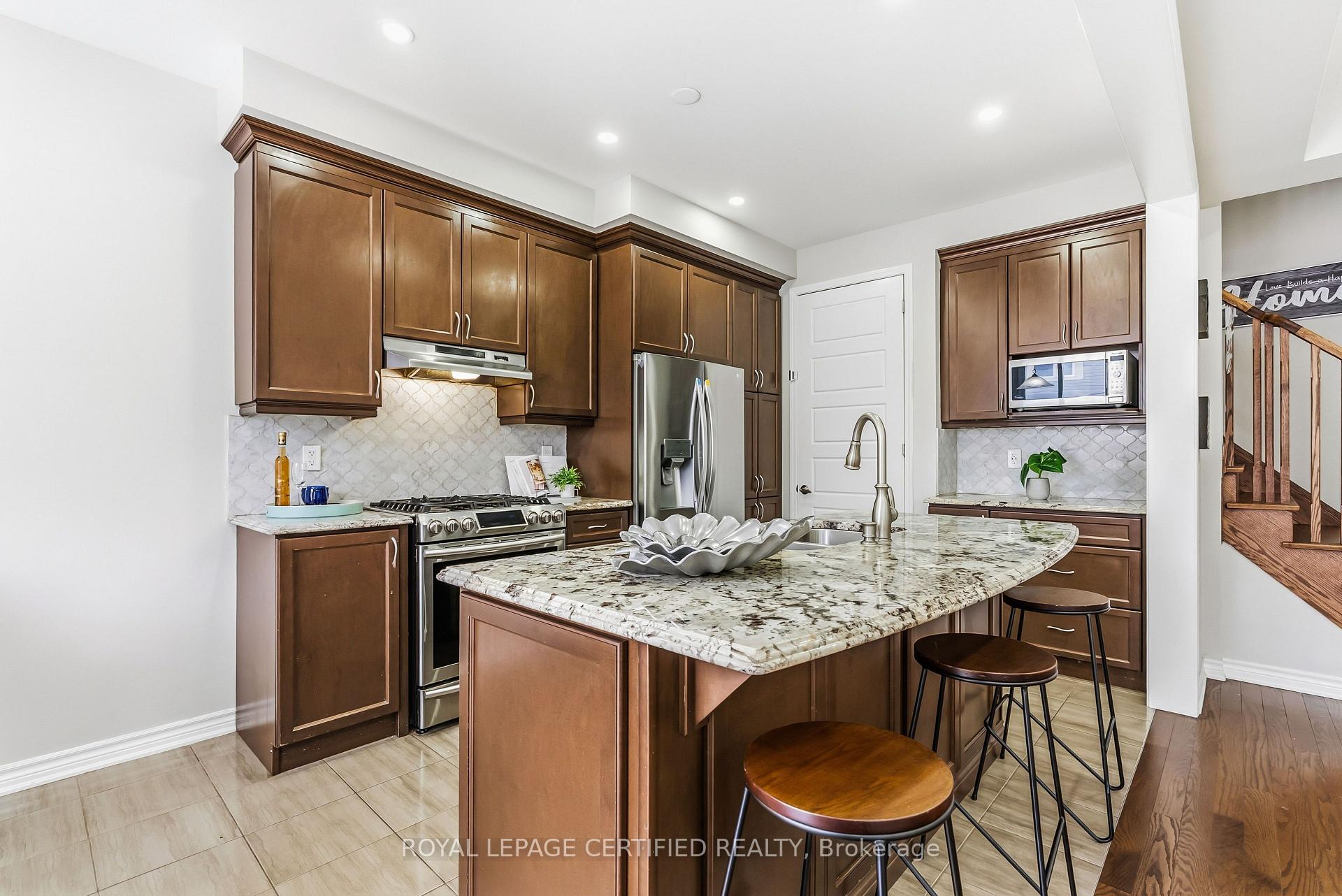Photo 12 of 1377 Leger Way, Milton, Ford — HOMEH