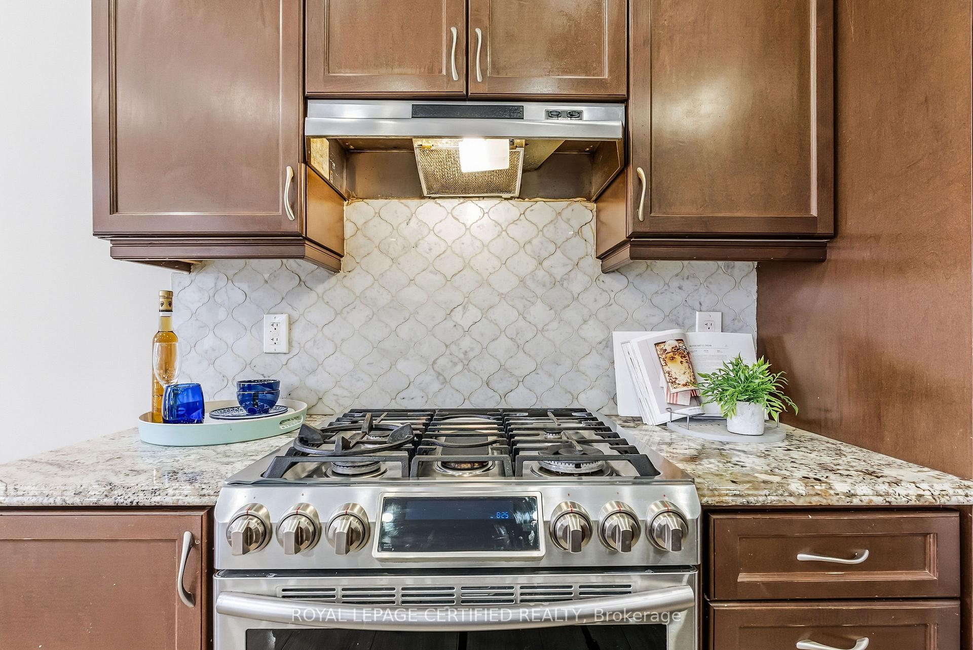 Photo 14 of 1377 Leger Way, Milton, Ford — HOMEH