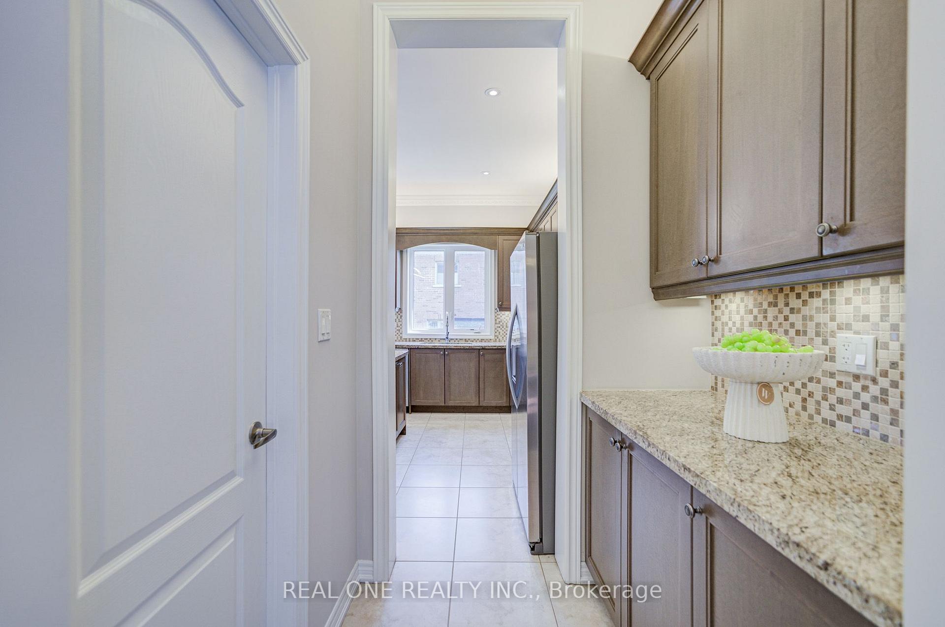 Photo 9 of 66 Wozniak Crescent, Markham, Wismer — HOMEH