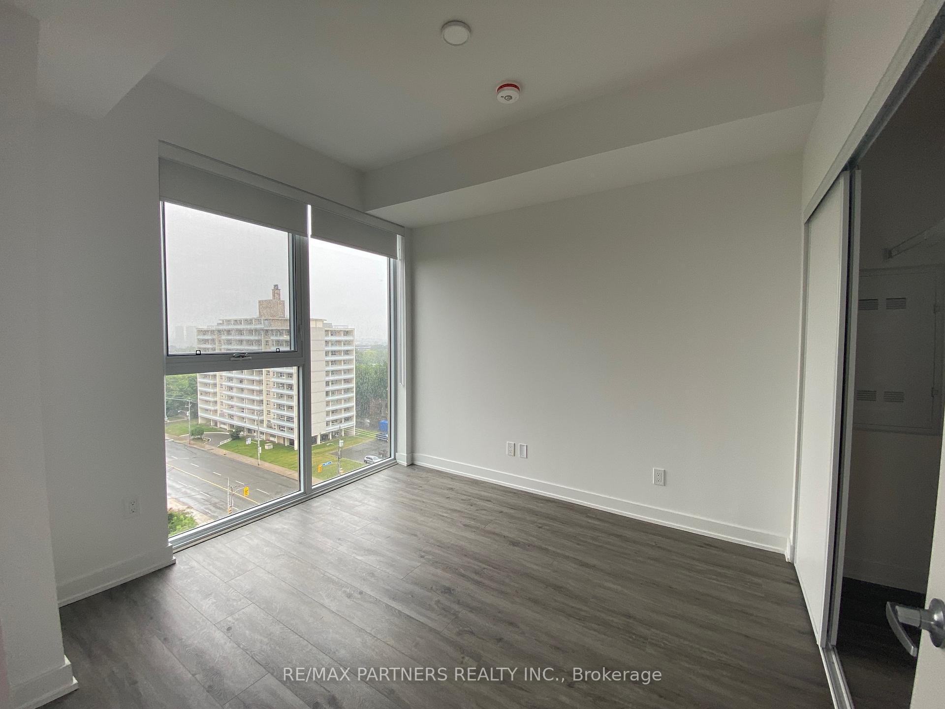 Photo 8 of Unit 1001, 1 Cardiff Road, Toronto, Mount Pleasant East — HOMEH