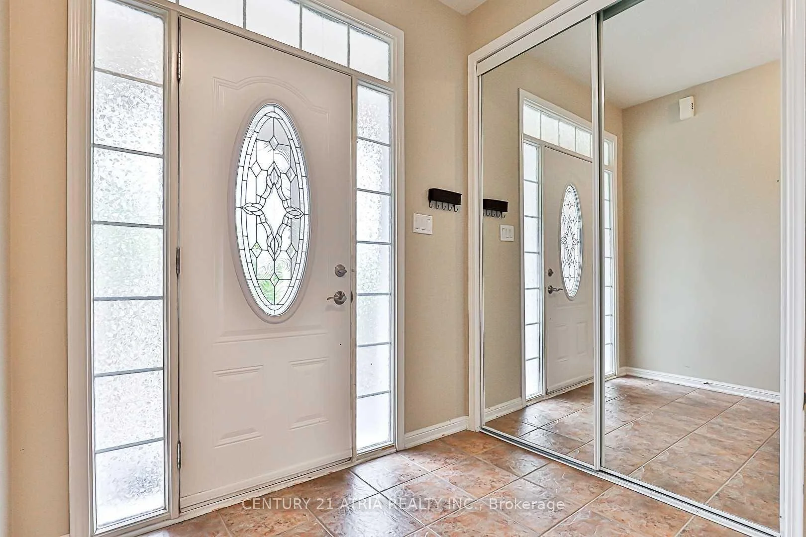 Photo 6 of 338 Carlissa Run, Newmarket, Woodland Hill — HOMEH