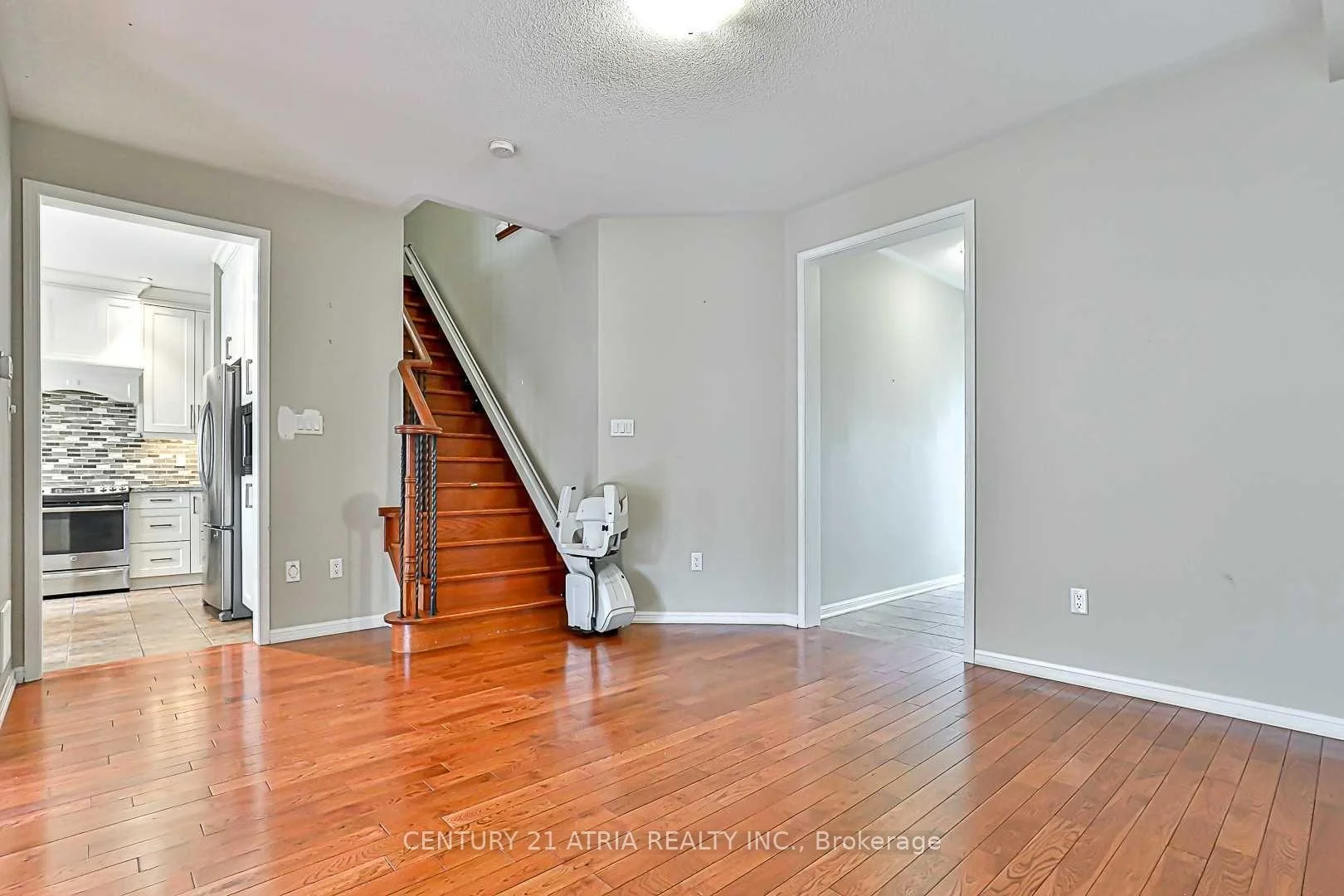 Photo 10 of 338 Carlissa Run, Newmarket, Woodland Hill — HOMEH